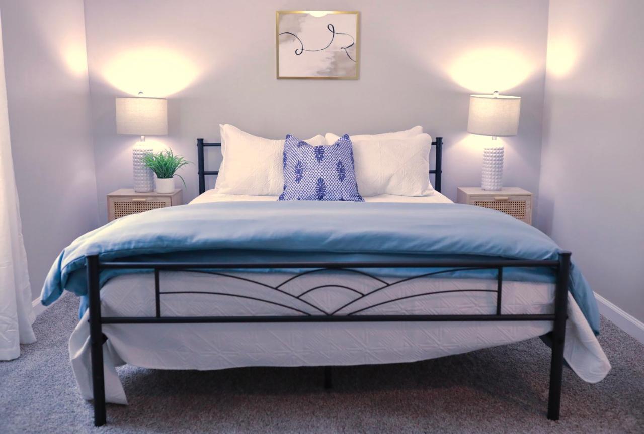 Holiday home Sleeps 12! 5 Bdrm-2 Kings,3 Queens-deck & Patio-mins To Pi & Beaufort Port Royal