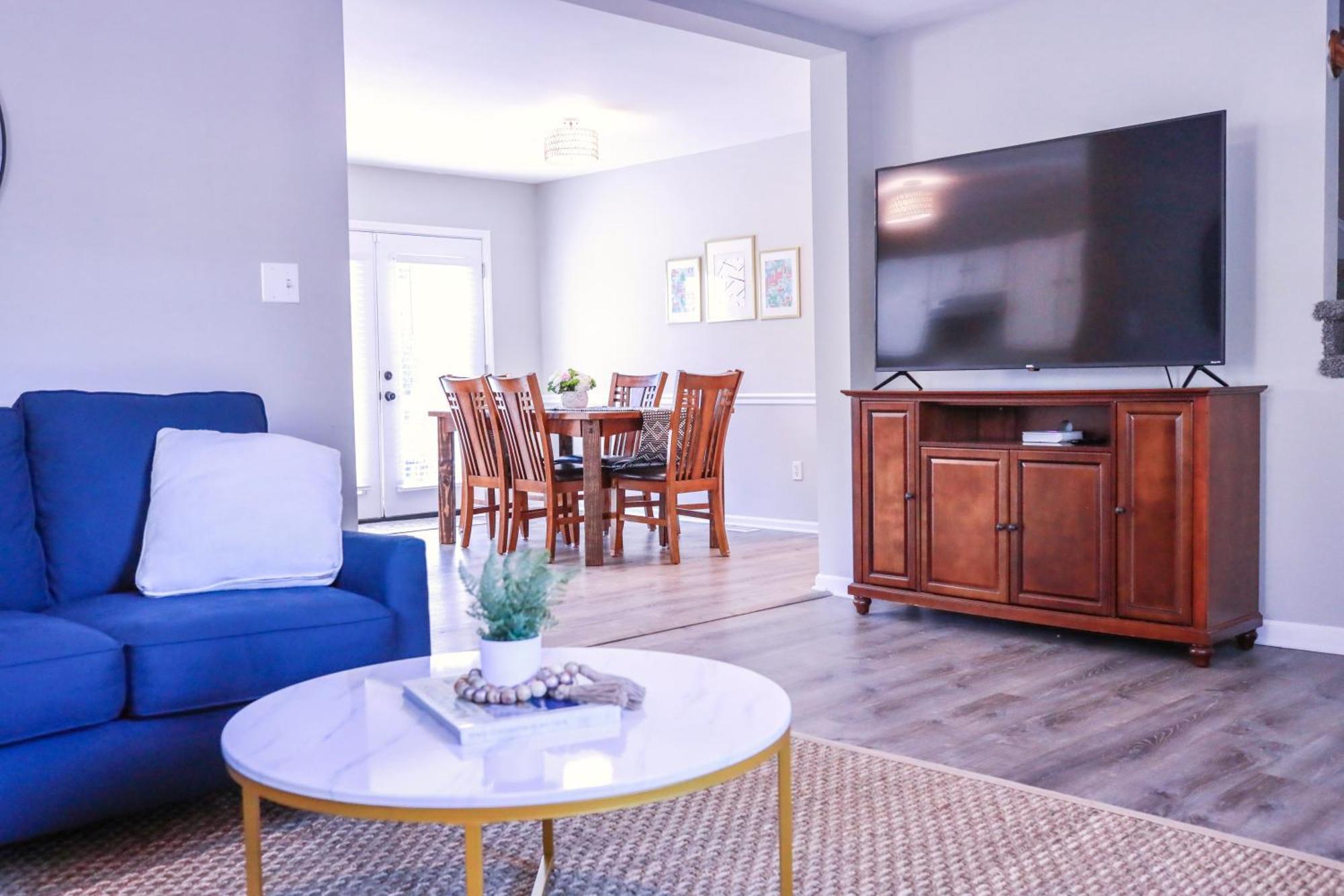 Sleeps 12! 5 Bdrm-2 Kings,3 Queens-deck & Patio-mins To Pi & Beaufort